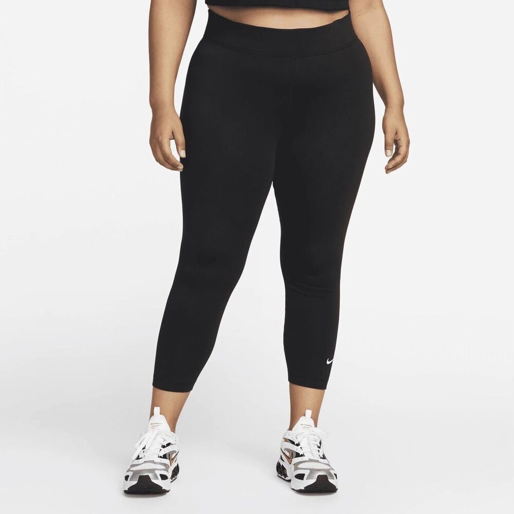 Nike Black Capris Leggings